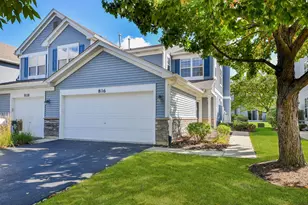 816 Woodewind Dr, Naperville, IL 60563 - Photo 1