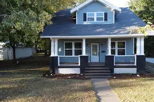 219 W Jones St, Milford, IL 60953 - Photo 1