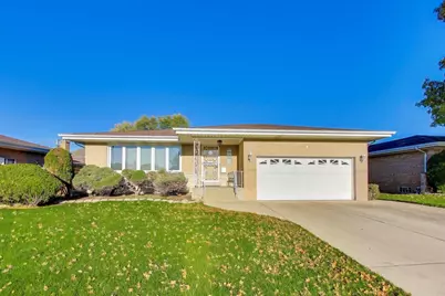 4519 N Reserve Avenue, Chicago, IL 60656 - Photo 1