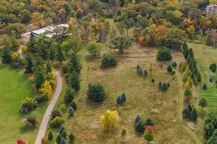 8603 Crystal Springs Rd, Woodstock, IL 60098 - Photo 1