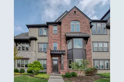 694 Parkside Court, Libertyville, IL 60048 - Photo 1