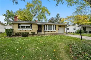 280 Virginia Dr, South Elgin, IL 60177 - Photo 1