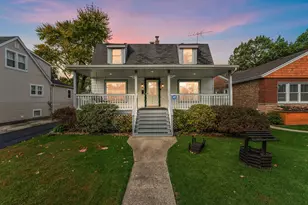 9146 S Spaulding Ave, Evergreen Park, IL 60805 - Photo 1