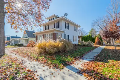 401 Willard Avenue, Bloomington, IL 61701 - Photo 1