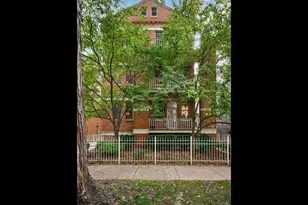 1225 W Carmen Ave, Chicago, IL 60640 - Photo 1