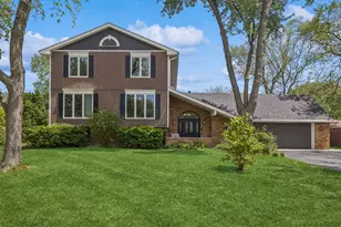 5873 Walnut Ave, Downers Grove, IL 60516 - Photo 1