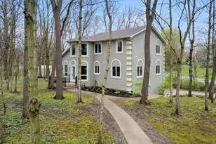 3 Oak Ridge Dr, Newark, IL 60541 - Photo 1