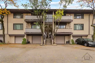 1710 Dempster St, Park Ridge, IL 60068 - Photo 1