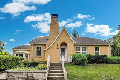 566 Bellevue Place, Highland Park, IL 60035 - Photo 1