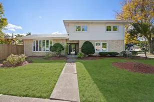 143 Bassford Ave, La Grange, IL 60525 - Photo 1