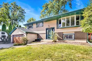 2S224 Valley Rd, Lombard, IL 60148 - Photo 1