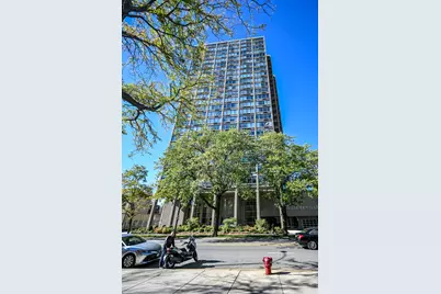 5320 N Sheridan Road #1011, Chicago, IL 60640 - Photo 1