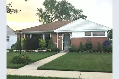 1157 W Grant Drive, Des Plaines, IL 60016 - Photo 1