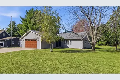 844 Hann Avenue, Dixon, IL 61021 - Photo 1