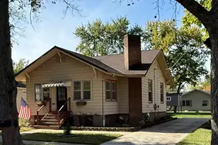 705 State St, Yorkville, IL 60560 - Photo 1