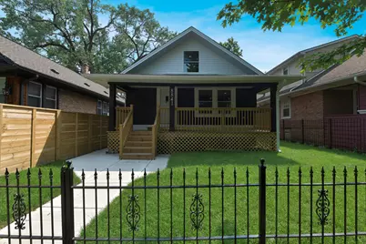 8841 S Elizabeth Street, Chicago, IL 60620 - Photo 1