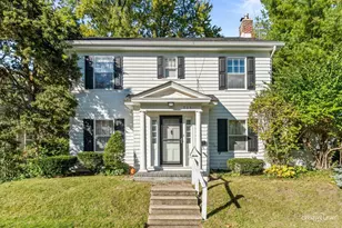 203 S Calumet Ave, Aurora, IL 60506 - Photo 1