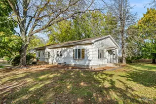 46W028 Granart Rd, Big Rock, IL 60511 - Photo 1