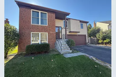 425 Beechwood Drive, Westmont, IL 60559 - Photo 1