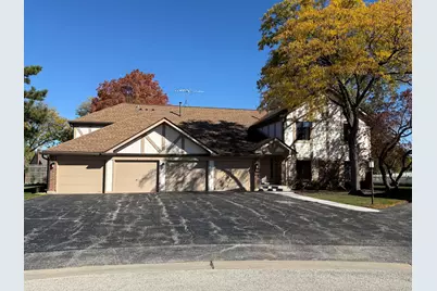 924 Surrey Drive #1A, Schaumburg, IL 60193 - Photo 1