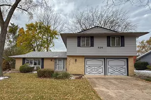 526 S Springinsguth Rd, Schaumburg, IL 60193 - Photo 1