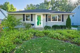 125 S Chase Ave, Lombard, IL 60148 - Photo 1