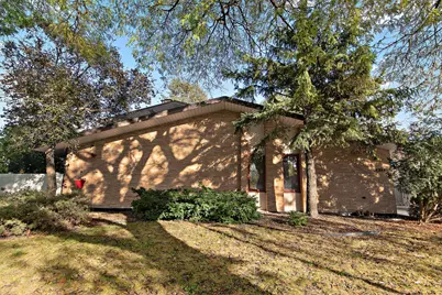 9317 S Kolmar Avenue, Oak Lawn, IL 60453 - Photo 1