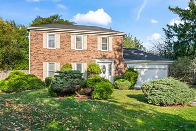 565 Kensington Court, Roselle, IL 60172 - Photo 1