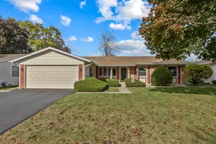1244 Dover Ln, Elk Grove Village, IL 60007 - Photo 1