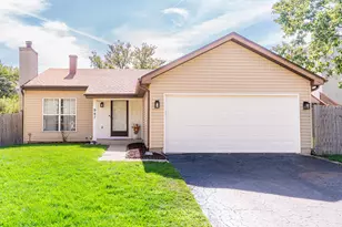 947 Aspen Dr, Lombard, IL 60148 - Photo 1