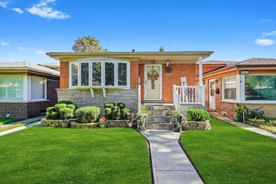 10447 S Green Bay Avenue, Chicago, IL 60617 - Photo 1