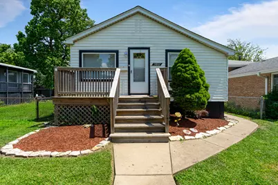 9807 Washington Avenue, Oak Lawn, IL 60453 - Photo 1