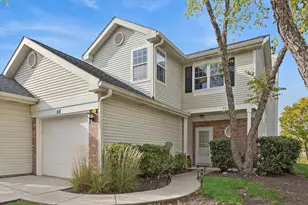 56 N Golfview Ct, Glendale Heights, IL 60139 - Photo 1