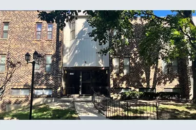 2275 Country Club Drive #22, Woodridge, IL 60517 - Photo 1