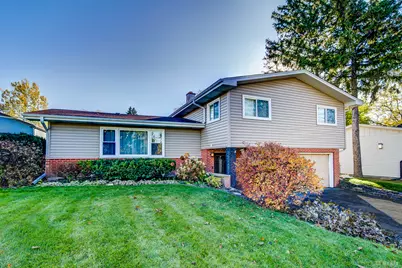 571 Hitchcock Avenue, Lisle, IL 60532 - Photo 1