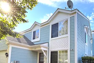 482 Betsy Ross Ct, Aurora, IL 60504 - Photo 1