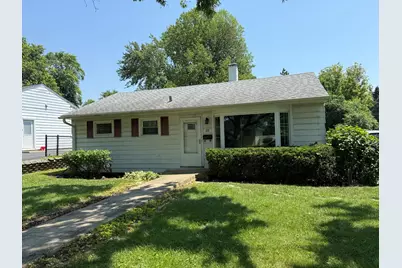 29 N Roslyn Road, Westmont, IL 60559 - Photo 1