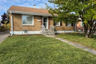 1224 N Irving Ave, Berkeley, IL 60163 - Photo 1