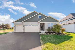 531 W Meadowdale Cir, Hampshire, IL 60140 - Photo 1