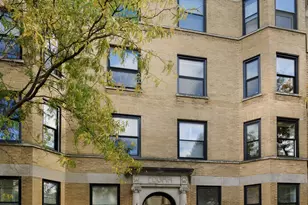 1711 N Crilly Ct, Chicago, IL 60614 - Photo 1