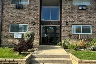 830 E Old Willow Rd, Prospect Heights, IL 60070 - Photo 1