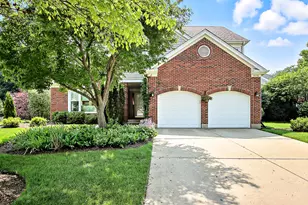2770 Sandalwood Rd, Buffalo Grove, IL 60089 - Photo 1
