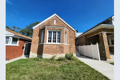 8325 S Cregier Avenue, Chicago, IL 60617 - Photo 1