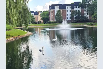 150 Lake Boulevard #125, Buffalo Grove, IL 60089 - Photo 1