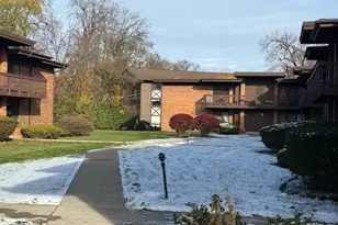 [Address not provided], Glen Ellyn, IL 60137 - Photo 1