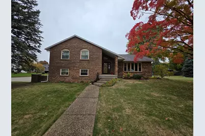 607 Greenridge Drive, Sterling, IL 61081 - Photo 1