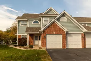 224 Winnsboro Ct, Schaumburg, IL 60193 - Photo 1