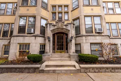 1042 Washington Boulevard #3W, Oak Park, IL 60302 - Photo 1