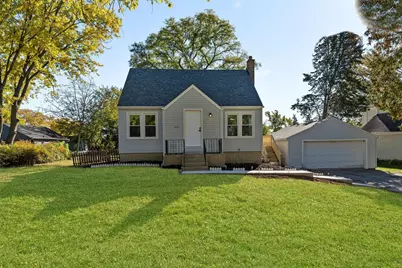 436 Circle Avenue, Willowbrook, IL 60527 - Photo 1