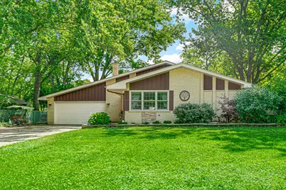 13007 S Oak Park Avenue, Palos Heights, IL 60463 - Photo 1